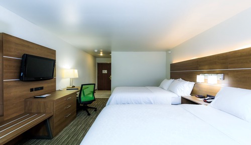 Standard Room, 2 Queen Beds, Accessible (Communications)