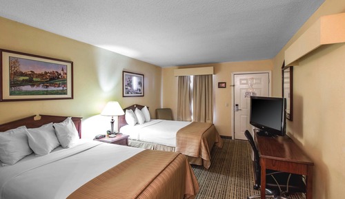 Standard Room, 2 Double Beds, Non Smoking