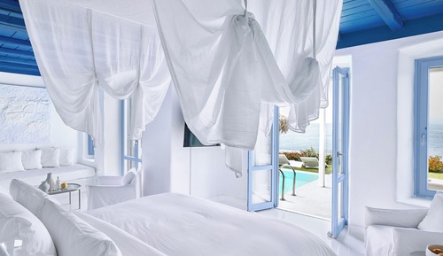 Cobalt Blu with Private Pool