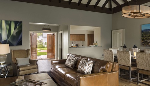 Villa (Briscoe Suite)