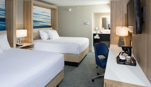 Standard Room, 2 Queen Beds, Oceanfront (Ground Floor)