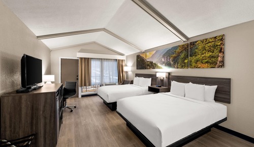 Room, 2 Queen Beds, Accessible, Non Smoking