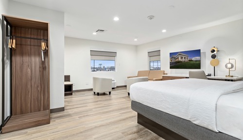 Suite, Multiple Beds, Non Smoking