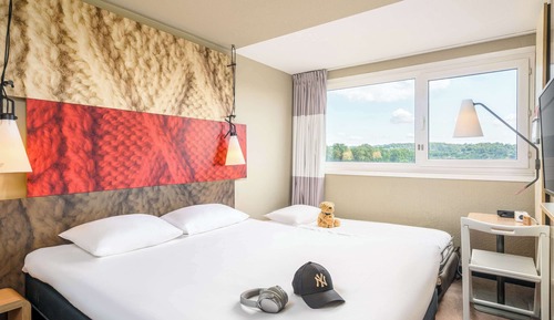 Triple Room, Multiple Beds