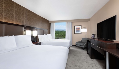 Room, 2 Queen Beds, Mountain View