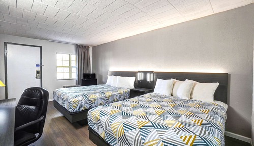 Standard Room, 2 Queen Beds, Non Smoking, Refrigerator & Microwave
