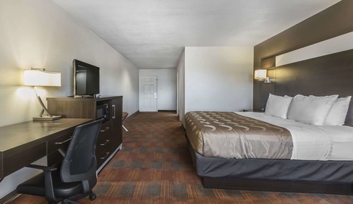 Standard Room, 1 King Bed, Non Smoking