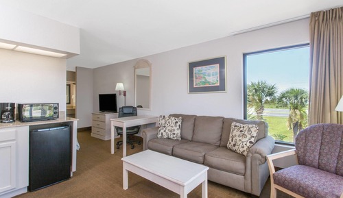 Studio Suite, 1 King Bed, Non Smoking