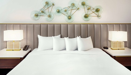 Deluxe Room, 1 King Bed with Sofa bed, Ocean View