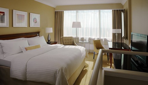 Bi-Level Suite, 1 King Bed with Sofa bed