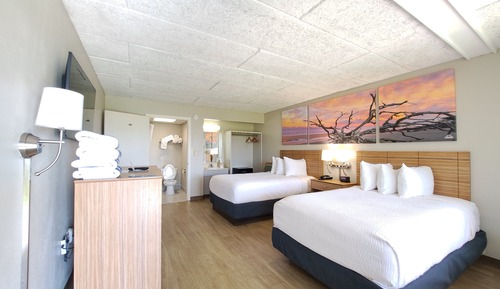 Room, 2 Double Beds, Non Smoking (2nd Floor, Limited Views)