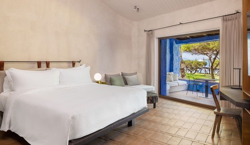 Deluxe Room, 1 King Bed, Garden Access, Garden View (Design, Original Wing)