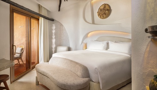 Superior Room, 1 King Bed, Non Smoking, Partial Sea View (Contemporary)