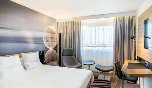 Executive Room, 1 Double Bed with Sofa bed