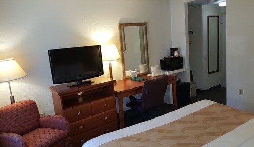 Standard Room, 1 King Bed, Non Smoking