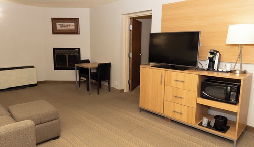 Suite, 1 Bedroom, Pool Access