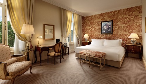 Premium Room, 1 King Bed, City View