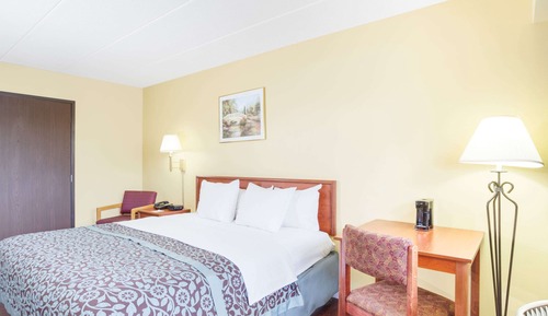 Room, 1 King Bed, Accessible