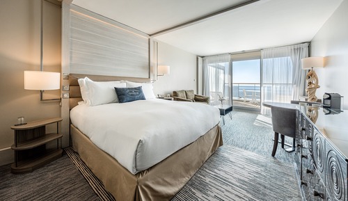 Sofitel Suite Sea view Two singles or a large bed any floor terrace