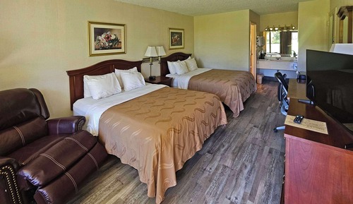 Standard Room, 2 Queen Beds, Non Smoking
