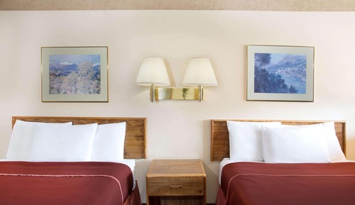 2 Queen Beds, Smoking,  Room 130