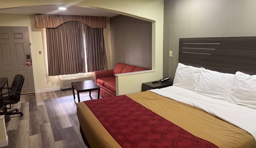 Room, 1 King Bed, Non Smoking