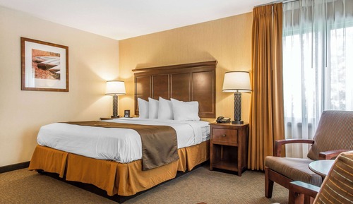 Non Lakeside Superior Room, 1 King bed