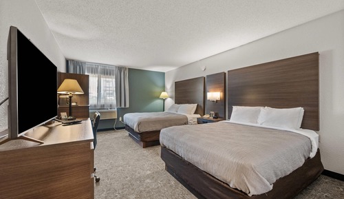 2 Queen Beds, Accessible, Microwave, Refrigerator, Tub, Non Smoking.