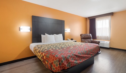 Basic Single Room, 1 King Bed, Non Smoking