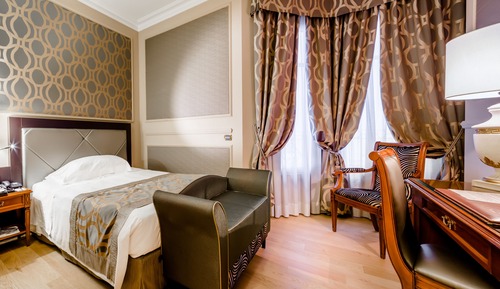 Single Room, Accessible