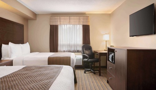 Room, 2 Queen Beds, Non Smoking (Second Floor)
