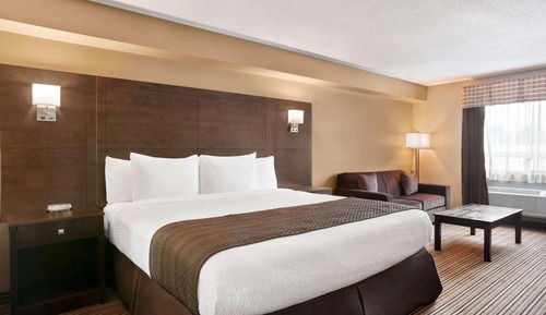 Deluxe Suite, 1 King Bed, Non Smoking