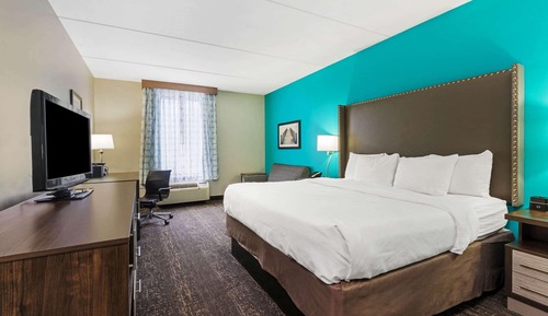 Executive Room, 1 King Bed, Non Smoking