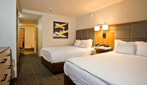 Room, 2 Queen Beds, Accessible (with Sofabed)