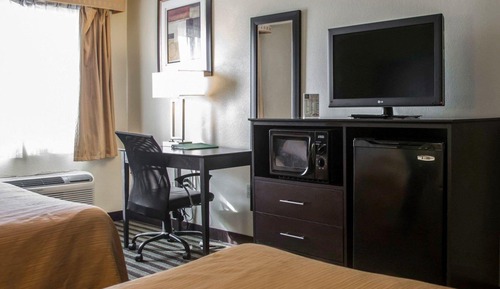 Standard Room, 2 Queen Beds, Non Smoking