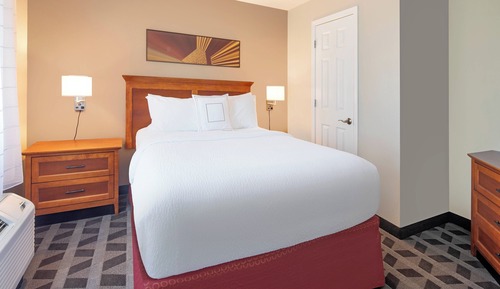 Suite, 1 Bedroom (Hearing Accessible)