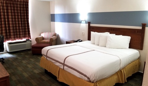 Room, 1 King Bed, Non Smoking