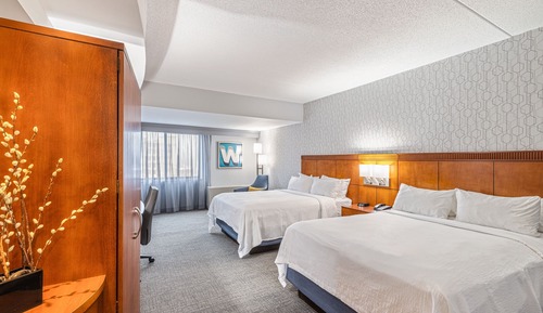 Room, 2 Queen Beds, Non Smoking (Mobility/Hearing Accessible, Tub)