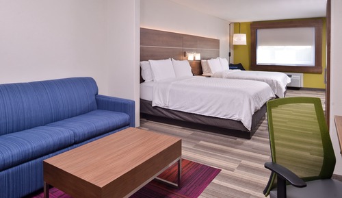 Suite, 2 Queen Beds