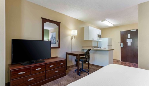 Studio, 1 Queen Bed, Non Smoking