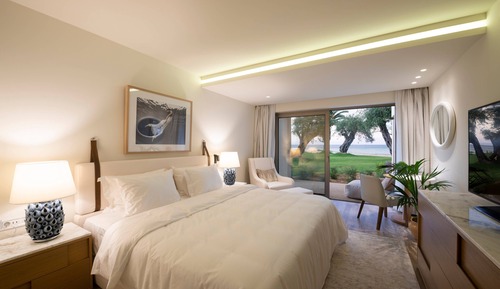 Room, 1 King Bed, Non Smoking, Sea View (Emerald Retreat Sea View)