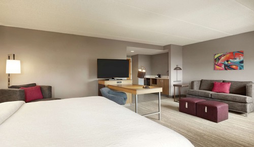 Studio, 2 Queen Beds, Accessible, Bathtub (Mobility & Hearing)
