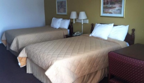 Room, 2 Queen Beds, Smoking