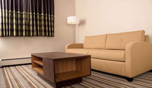 Deluxe Studio Suite, 1 King Bed, Non Smoking (Refrigerator)
