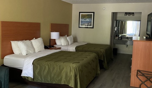 Standard Room, Multiple Beds, Non Smoking