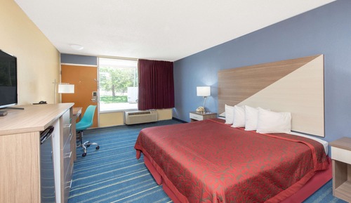 Room, 1 King Bed, Non Smoking
