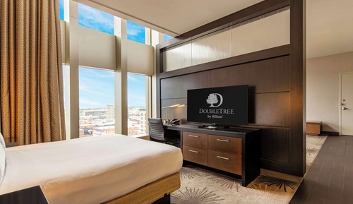 Junior Suite, 1 King Bed