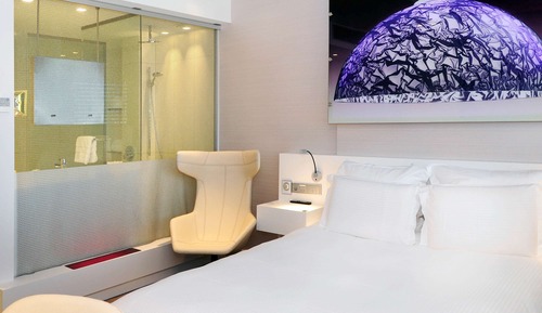 Deluxe Room, 1 Queen Bed
