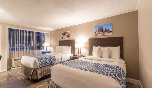 Standard Room, 2 Double Beds, Accessible, Non Smoking