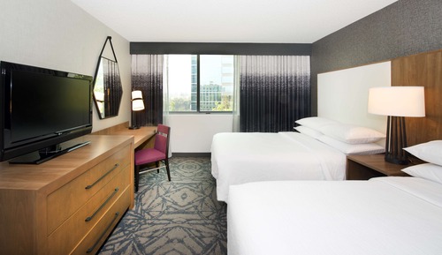 Premium Suite, 2 Double Beds, Accessible, Bathtub (Mobility & Hearing)